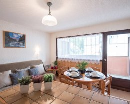 Appartement  6 personnes au calme proche centre Saint Lary village