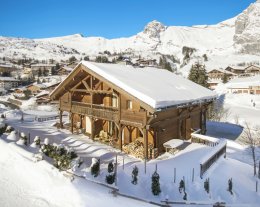 Skis aux pieds pour 8 - belle vue et proche village
