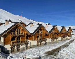 Chalet n°18 la Clapière 14pers. au Hameau de Comborcière