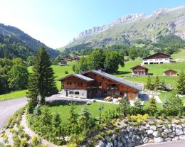 Chalet de l'Armanaz (capacité de 36 personnes)