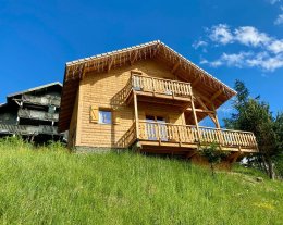 CHALET PIERRA, Pied des Pistes, WiFi Fibre. Tout confort, 200m des commerces