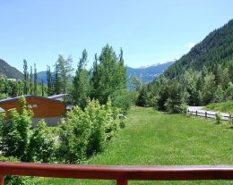 APPA EYCHAUDA 6 - PELVOUX. Beau 3 pièces aux pieds des pistes.