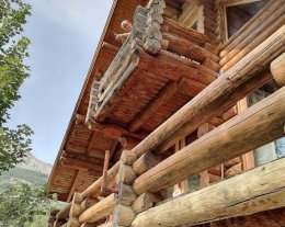 Le ZEN : Grand chalet familial en rondins, moderne et cosy, 2 ou 3 familles; 12 couchages