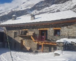 Le Chalet d'Augustin 2, classé 4 étoiles ( 1 à 5 pers)