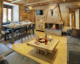 Appartement La Clusaz pour 8 – home cinéma