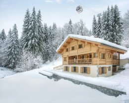 Vacances sur les pistes avec sauna et jacuzzi