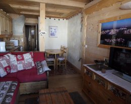 Belle plagne magnifique duplex 6 pers , 3 piéces , style chalet bois .Parking couvert privatif option