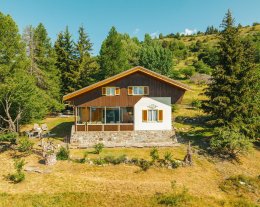 CHALET DE MONTAGNE - VUE DOMINANTE A 1850 M D'ALTITUDE