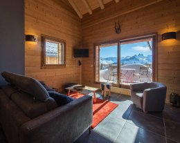 Appartement au dernier étage sur les pistes