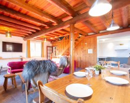 Chalet typique et rénové au village de Soulan Chalet typique et rénové au village de Soulan