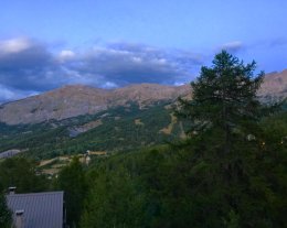 Chalet Renezian arrivée et départ skis au pieds