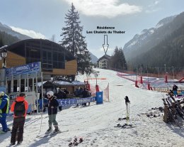 Skis aux pieds Appartement 6 Pers. au Chalet du Thabor