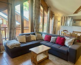 APPARTEMENT 8 PERSONNES proche des pistes APPARTEMENT 8 PERSONNES proche des pistes