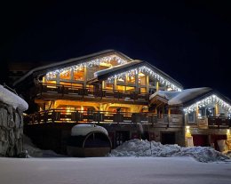 Appartement 8 personnes 4 étoiles dans chalet neuf