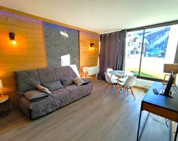 2pièces 4 rénové FRONT DE NEIGE SUD 2pièces 4 rénové FRONT DE NEIGE SUD