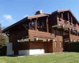 Chez nous soleil toute l'année au pied des pistes !! Chez nous soleil toute l'année au pied des pistes !!