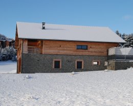 TWIN CHALET 1