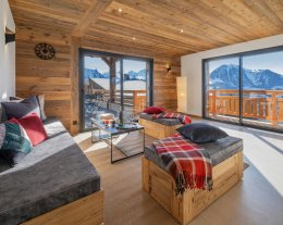 5-étoiles avec jacuzzi, sauna (juin 2025) et vue splendide