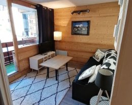 Appartement au pied des pistes 4 personnes avec piscine chauffée Appartement au pied des pistes 4 personnes avec piscine chauffée