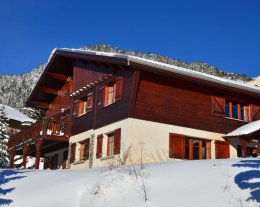 Chalet familial , 12 personnes