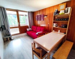 2 PIECES RENOVE HAMEAU