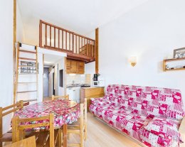 Agréable studio mezzanine exposé Sud Agréable studio mezzanine exposé Sud