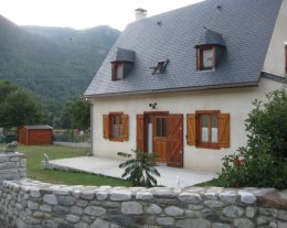 MAISON AU COEUR DE LA VALLEE DU LOURON                                                                                                                  