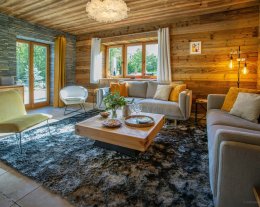 Beau chalet pour 8 - jacuzzi & terrain de pétanque