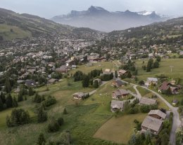 Chalet familial sur les pistes de Rochebrune  4 chambres  8 personnes