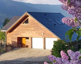 Chalet moderne et grand jardin en Chartreuse