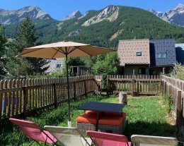 L'EDELWEISS + LES GRANGETTES *** à 200 mètres des pistes, des Grands Bains et des commerces