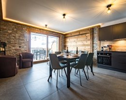 Appartement 6/8 personnes au pied des pistes avec jacuzzi 