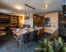Appartement Haut de Gamme 8 couchages avec terrasse au coeur du village