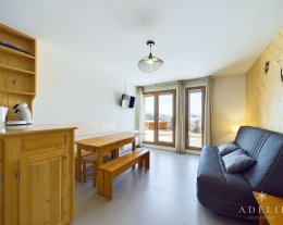 Charmant studio exposé Sud au calme Charmant studio exposé Sud au calme