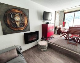 Studio rénové FRONT DE NEIGE vue montagne Studio rénové FRONT DE NEIGE vue montagne