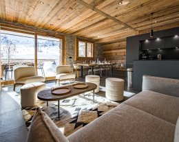 Appartement en duplex 9 personnes avec jacuzzi sur les pistes