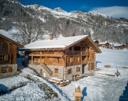 Chalet 5 étoiles pour 15 - piscine, hammam, sauna