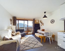 Studio en plein centre station entièrement rénové Studio en plein centre station entièrement rénové