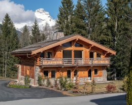 Séjour familial pour 12 avec sauna, hammam, salle de cinéma