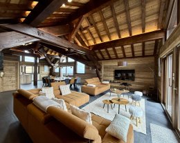 Chalet 14 couchages sur les pistes avec jacuzzi