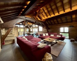 Chalet 12 couchages sur les pistes avec jacuzzi 