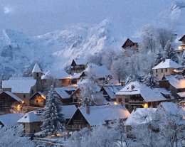 Grand chalet pied des pistes domaine de l’Alpe d’Huez