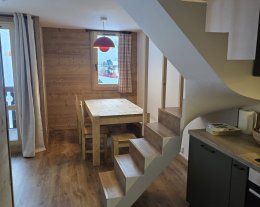 Les Coches, centre station, front de neige et ski aux pieds