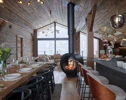 Chalet pour 12 avec sauna et jacuzzi à 200 m des remontées