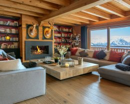 Chalet pour 15 au pied des pistes, avec piscine et sauna