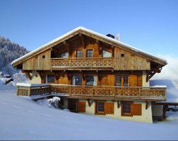 Chalet récent avec vue splendide