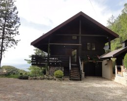 Chalet  indépendant réservé aux amoureux du calme ...