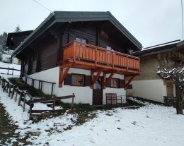 La marmotte joli chalet bois au centre station