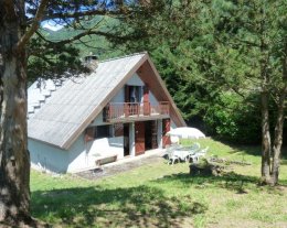 Grand Chalet de Montagne pour Amoureux de la Nature.