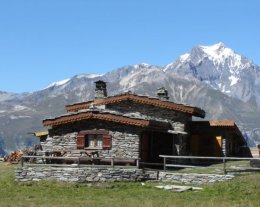 CHALET D'ALPAGE INDIVIDUEL de HAUTE MONTAGNE